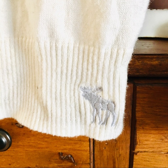 Abercrombie Fitch cream creme ivory sweater lace moose logo - Picture 10 of 10
